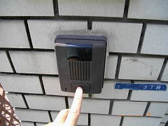 インターホンなどの生活するのに必要な設備機器をチェック