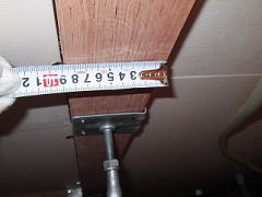 土間コンクリートにひび割れなどないかチェック。