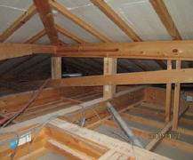 小屋裏のチェック