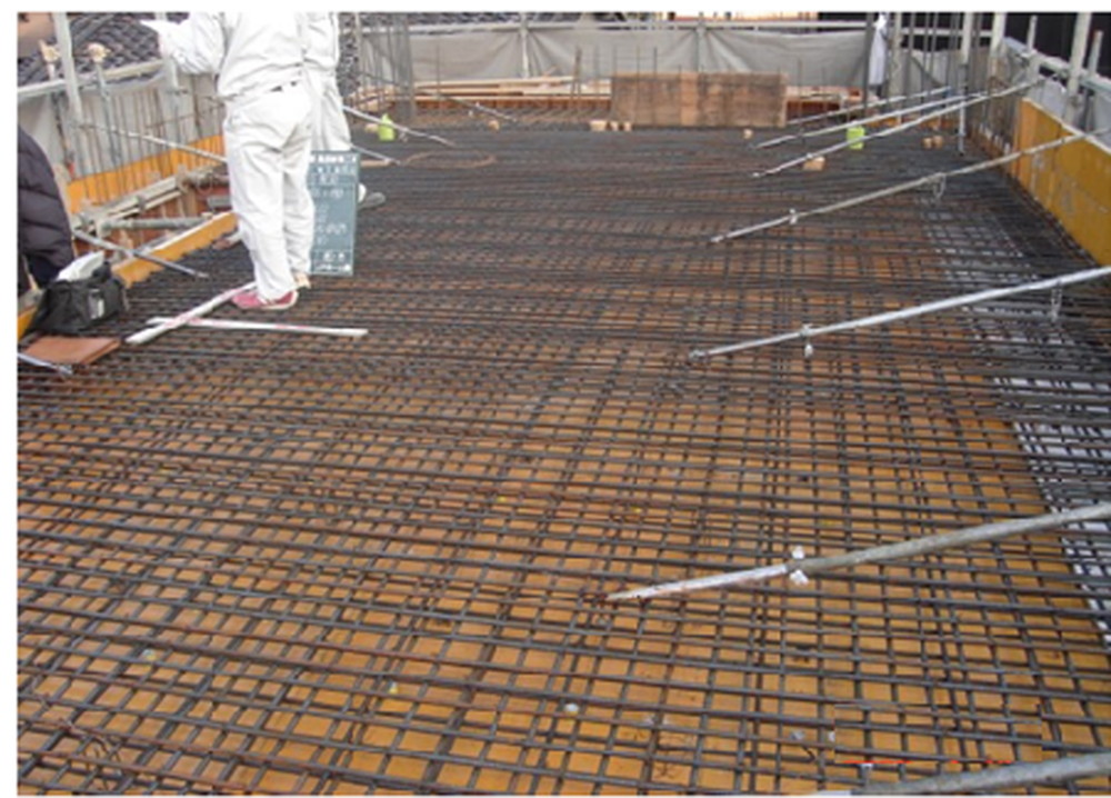 鉄筋コンクリート造住宅において床スラブの配筋状況