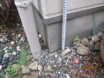 外部の基礎の高さ