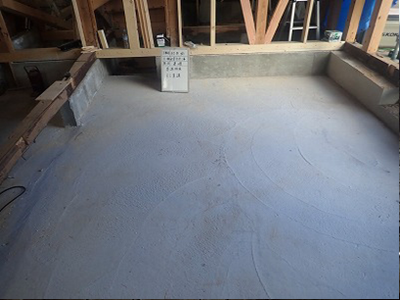 基礎の補強が完成。新築同等の強度となる